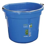  etető és vizesvödör 