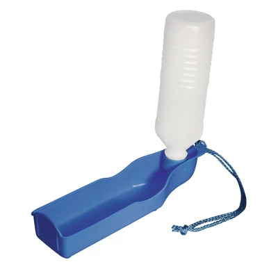 Hordozható itató, műanyag,